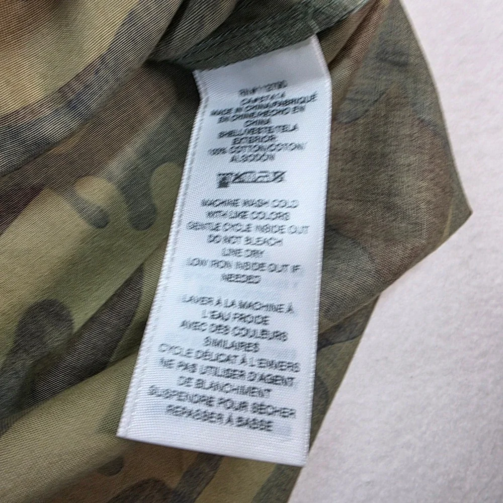 True Religion TRBJ LS Western Camo Shirt Mens M Snap Button Style 700700‎ NWT